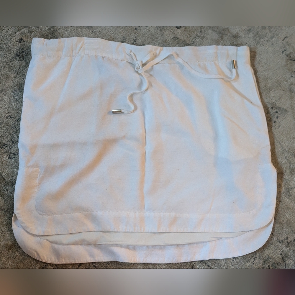 Banana Republic White Skirt